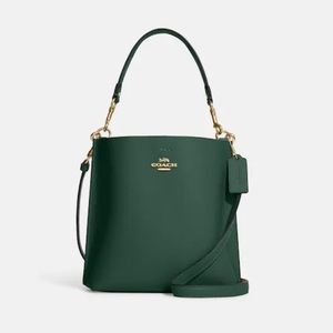Coach Mollie Bucket Bag 22 in everglade. NWT
